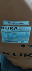 Το χρησιμοποιημένο KUKA R2700 ρομπότ KR120 με το γραφείο διδάσκει το από δεύτερο χέρι 9,9 κρεμαστών κοσμημάτων νέο