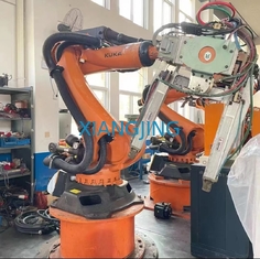 Ρομπότ KR120 R3200 Kuka από δεύτερο χέρι με το σφιγκτήρα συγκόλλησης
