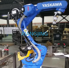 Ρομπότ συγκόλλησης Yaskawa AR1440 από δεύτερο χέρι 6 άξονας με το ωφέλιμο φορτίο 12kg