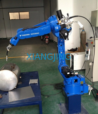 YASKAWA βιομηχανικός άξονας ρομπότ AR2010 6 από δεύτερο χέρι με τον οξυγονοκολλητή