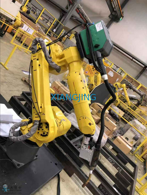 6 χρησιμοποιημένη επιλογή ρομπότ Fanuc άξονα μ-2000iA και βιομηχανικό ρομπότ από δεύτερο χέρι θέσεων